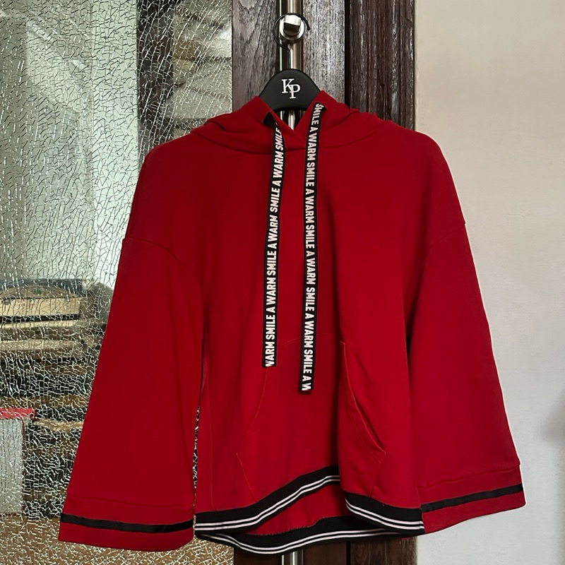 MERAH [READY] YISHION Y:2 SINGAPORE RED RED HOODIE PRELOVED