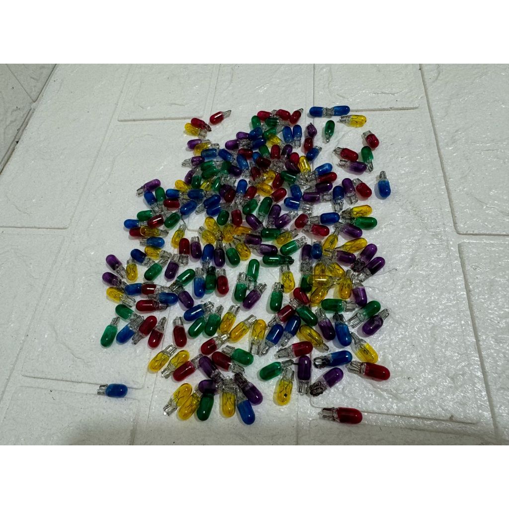 T6.5 Speedometer Kilometer เกียร์บน 12v 5w Universal Car รถจักรยานยนต์หลอดไฟ Led