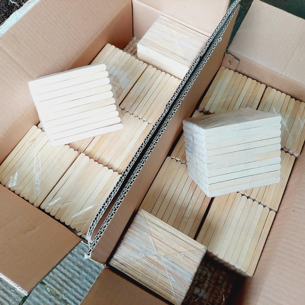ALBASIA WOODEN ICE CREAM STICKS KW 2 เบรกต์ ± 650 ชิ้น