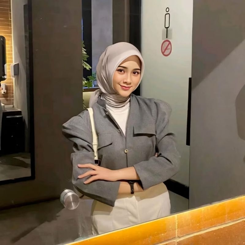 Sonia Blazer Crop Top - เสื้อครอปผู้หญิงสไตล์เกาหลีล่าสุด