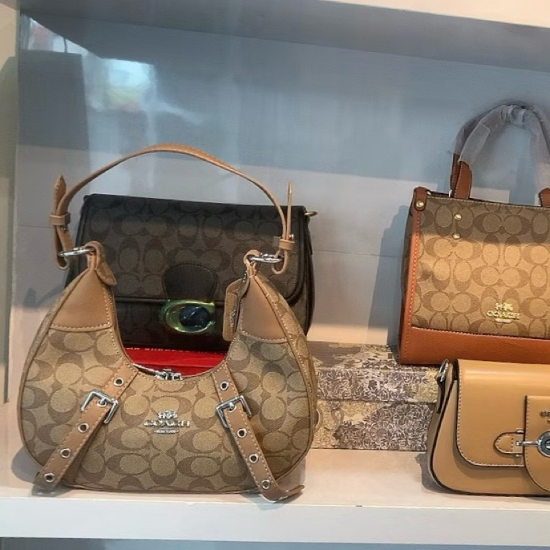 TABBY MONOGRAM สีดํา พร้อมกล่อง