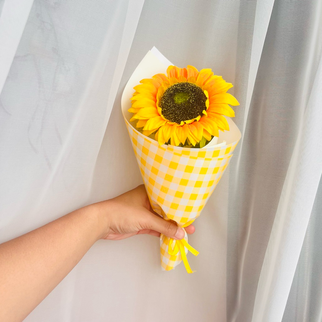 SINGLE FLOWER BOUQUET - ดอกไม้ประดิษฐ์ FLOWER BOUQUET by Kaminami