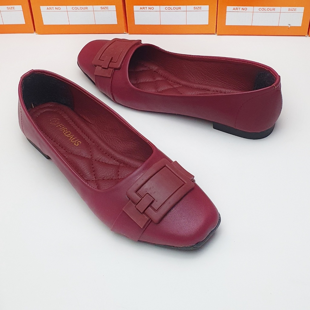 รองเท้าส้นแบนผู้หญิง Slip On Mules รองเท้าส้นแบนผู้หญิง PT-002