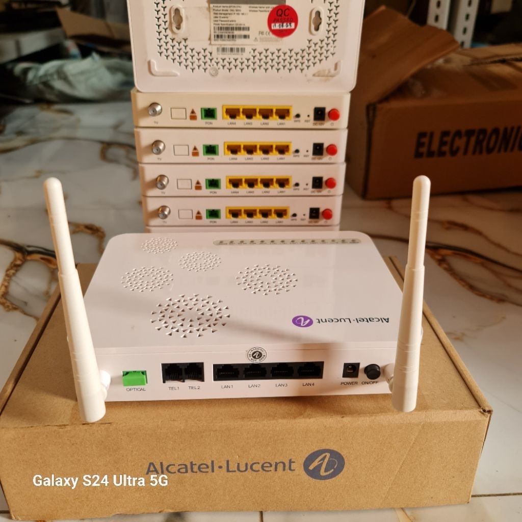 ALCATEL LUCENT I-240W-A GPON ONT ACCESS POINT HOTSPOT COUCHERAN ETC.