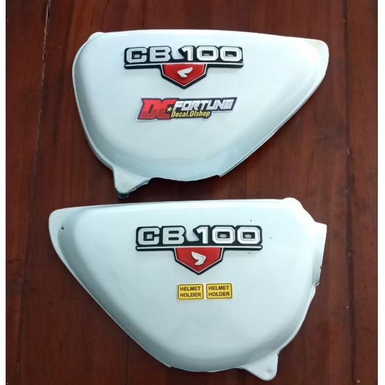 MERAH Cb 100 กล่องแบตเตอรี่สามเหลี่ยมสีแดง tepong honda cb 100 k3 กล่องแบตเตอรี่