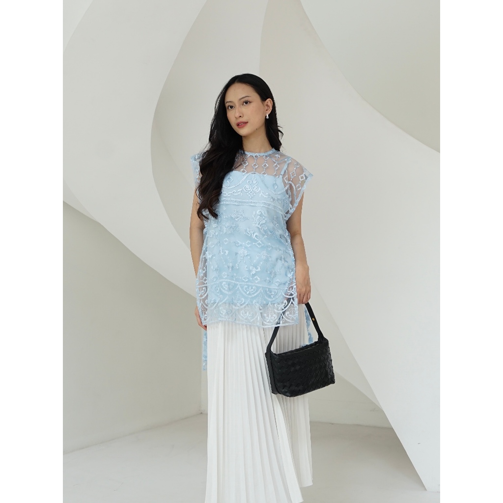 Beige Studio - Albania Top / เสื้อกล้ามผู้หญิง