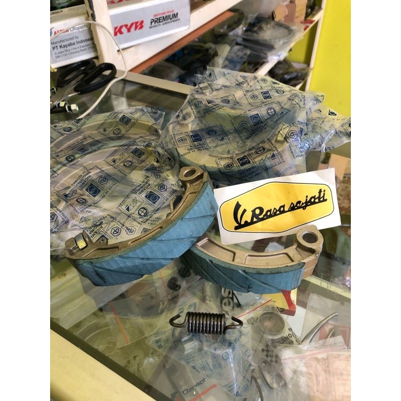 ผ้าเบรคหลังด้านหน้าสําหรับ vespa excel sprint PX pxe ps strada spartan ใหม่ PX NPX racing Pads แหวน 10 R10 faco ricambi