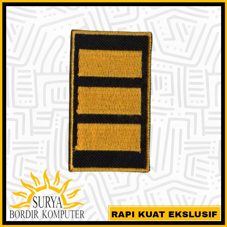 Bed / Patch / Bedge / Logo / Pilot Rank Badge Emblem Line 3