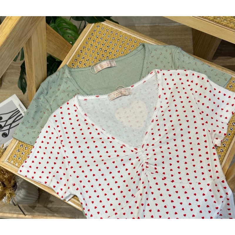 CROP V NECK SIWA PREMIUM