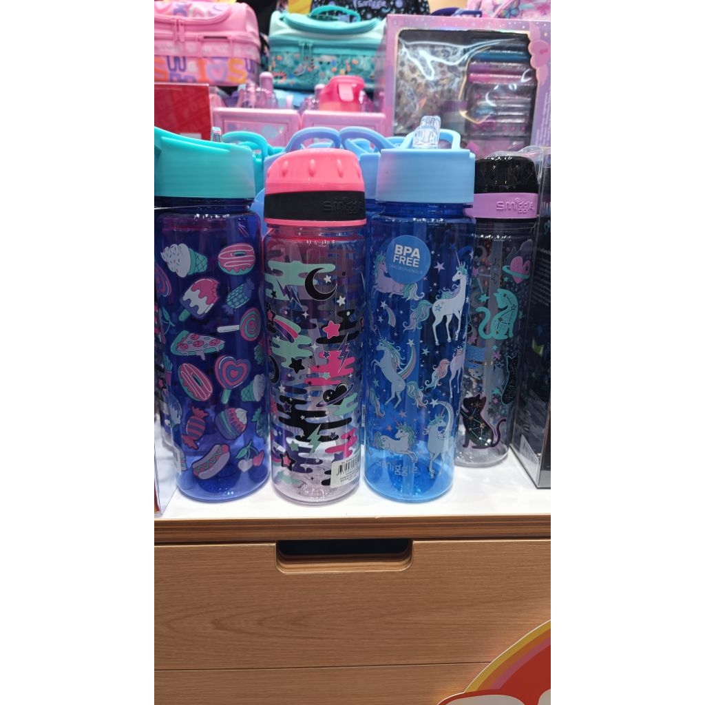 100% Original Smiggle เด็กดื่มขวดฟาง BPA ฟรีฟางขวดดื่มไดโนเสาร์เจ้าหญิง Unicorn Cat Luna Cupcake Sha