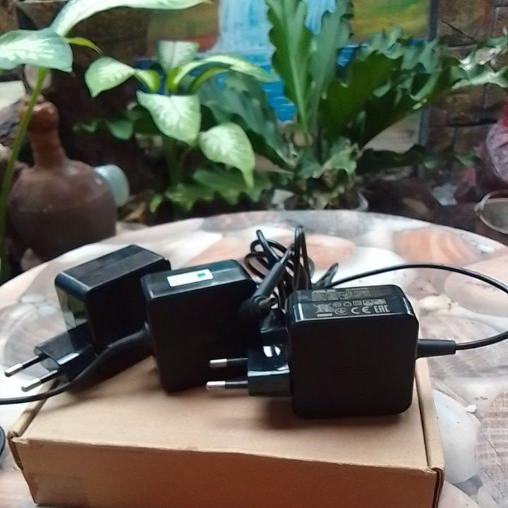 Asus Notebook X200 X201 X200CA X200MA X200M S200 S200E X453 X453M X453MA X453S X453SA อะแดปเตอร์ชาร์