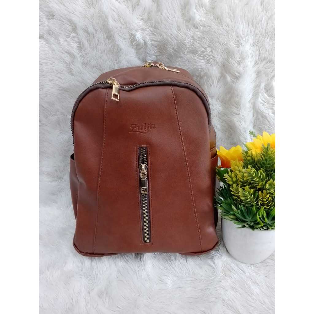 Aruna Synthetic Backpack โดย Sulfa