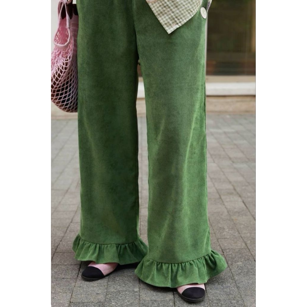 Zavira Ruffle Pants - baby Corduroy Ruffle Pants - กางเกงขายาวนัวเนียอินเทรนด์