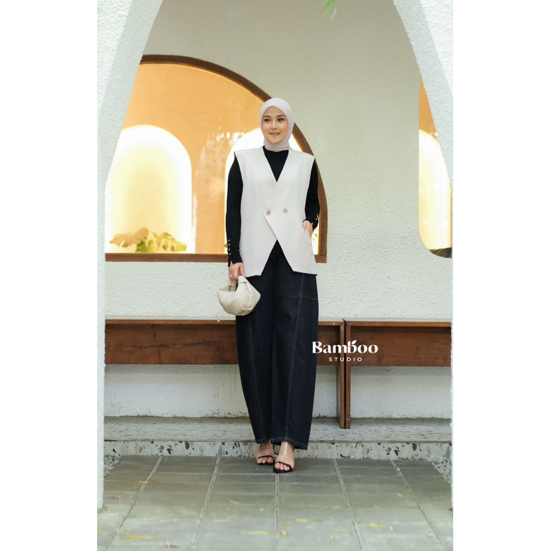 กางเกง IXCHEL 390,000❌340.000