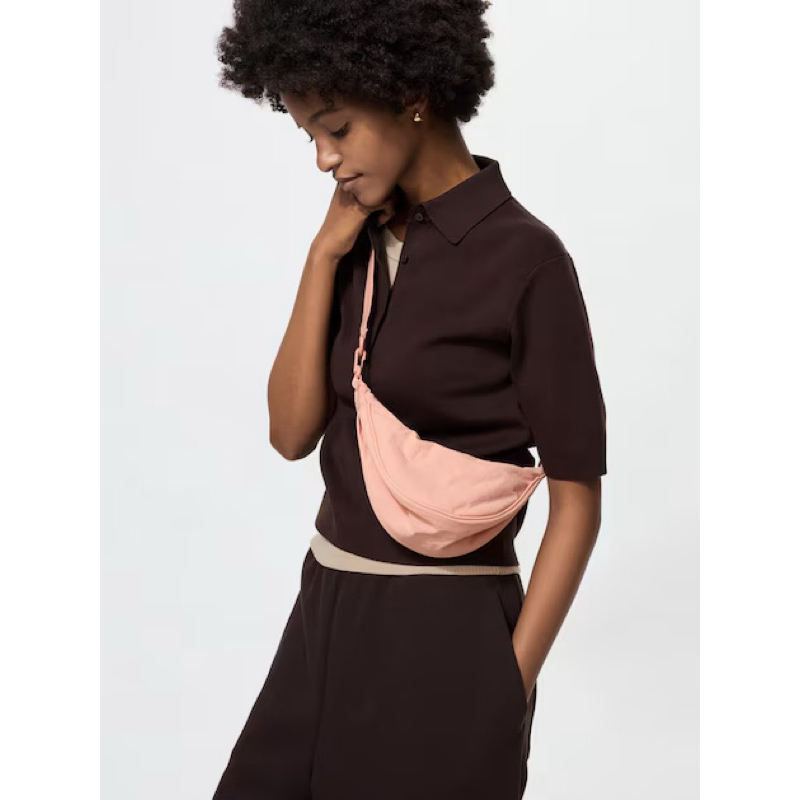 UNIQLO Ultra Mini Round Bag