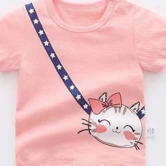 YG BEAUTIFUL CAT PALACE SHOULDER PICTURE เสื้อยืด FAMILY/วันเกิด/ชื่อที่กําหนดเองและหมายเลข