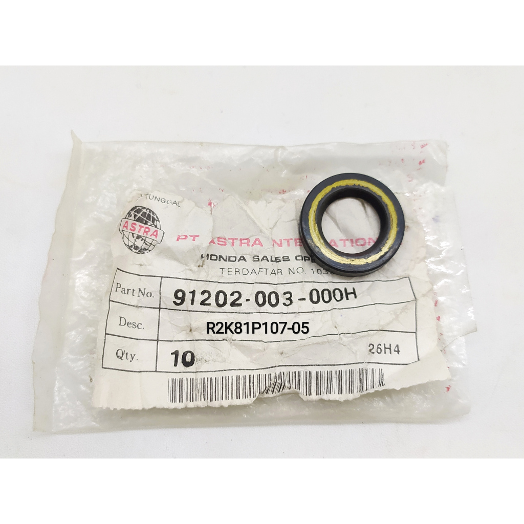 ซีลน้ํามัน 16.9 28 5 SMALL MAGNET HONDA C70 ORIGINAL ASTRA 91202-003-000H