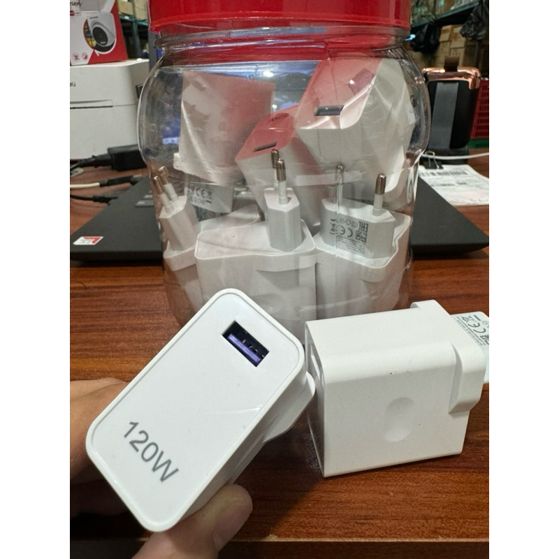 [SO-322] Xwin 1 Jar บรรจุ 10 ชิ้น Travel Adapter Xwin Z90 120W Fast Charging และ Super Vooc Heavy Sh