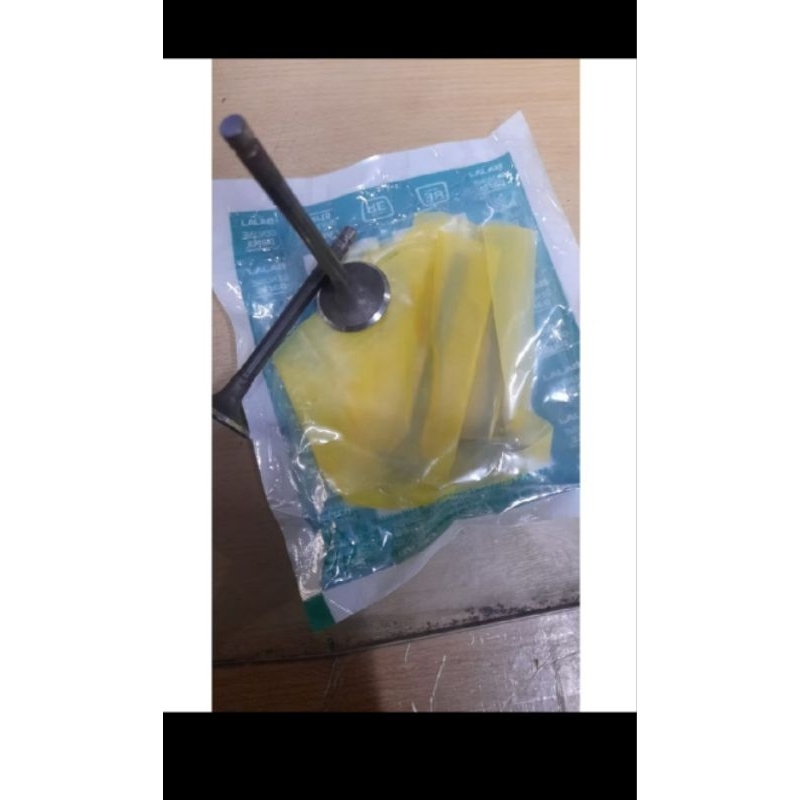 ชุดวาล์ว IN & EX BAJAJ THREE WHEELS RE175, RE205 BAJAJ THREE WHEELS ORIGINAL