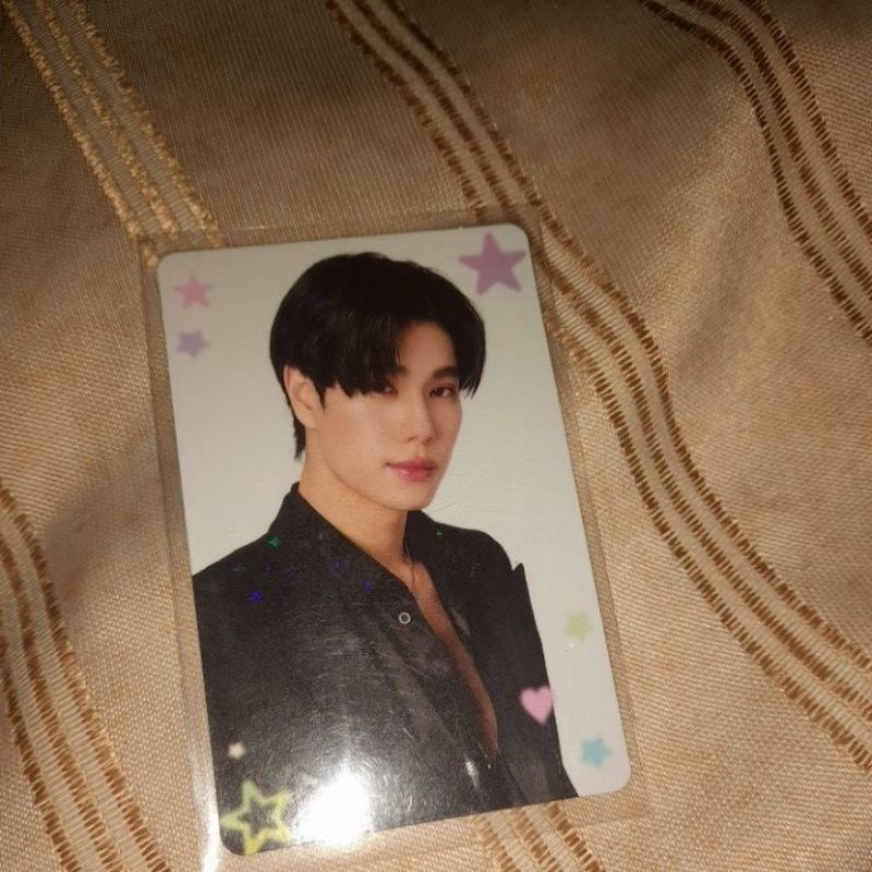[READY] PHUWIN OFFICIAL MINIPHOTOSET PHOTOCARD (หนังสือ)
