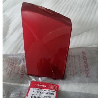 MERAH 81141-K1Y-DC0ZU ฝาปิดกระเป๋าด้านในที่ชาร์จ PCX 160 ROADSYNC MAROON RED 2025 เดิม ahm