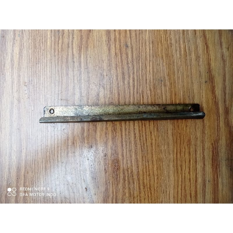 รางเบาะ Yamaha b80 ดั้งเดิม/รางเบาะ Yamaha V80 ดั้งเดิม/รองรับเบาะ V80/รองรับเบาะ Yamaha V80