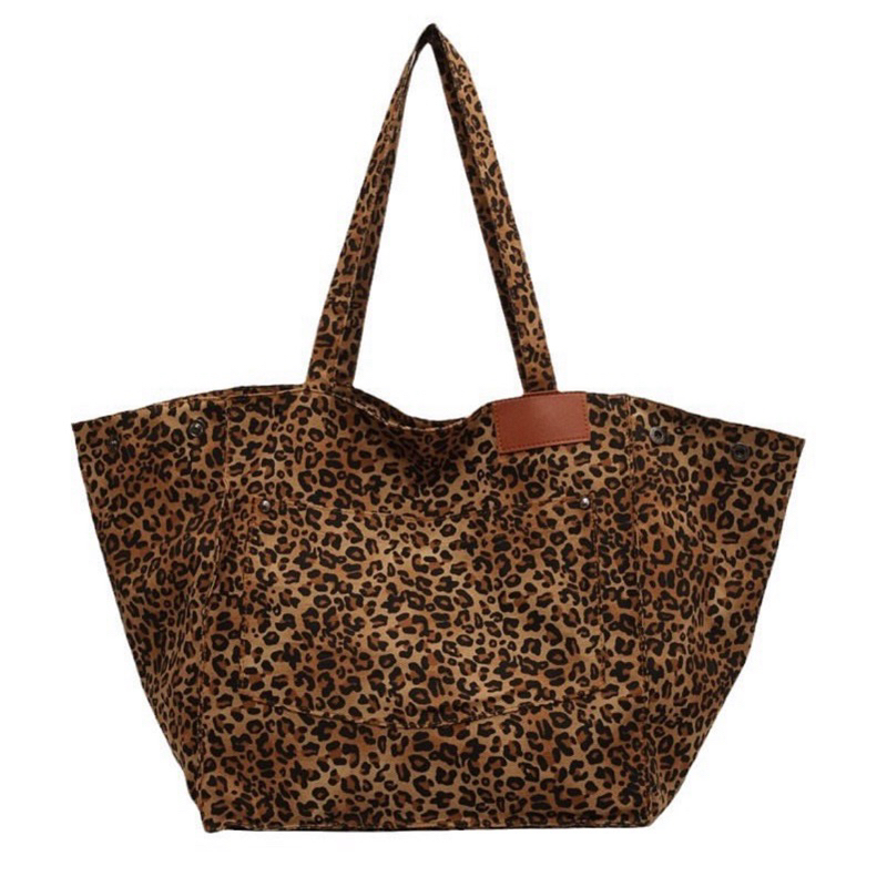 กระเป๋าโท้ต LEOPARD*
