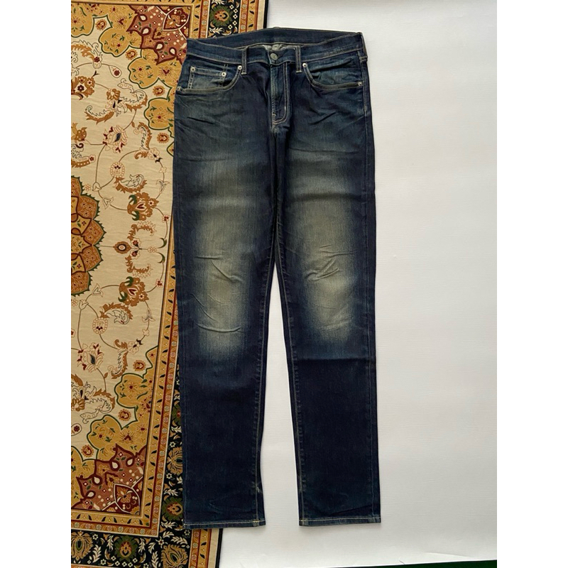 GU by UNIQLO WASHED JEANS