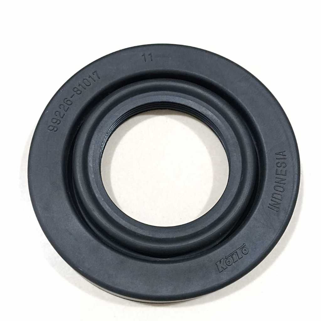 ขาย UNIVERSAL H11 HB3 HB4 KOITO ยางครอบไฟหน้ารถ