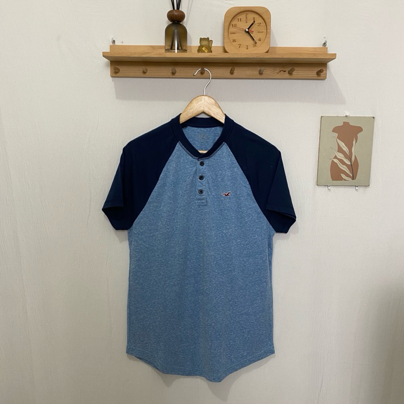 เสื้อยืด HOLLISTER ของแท้ สภาพดี ไซส์ S