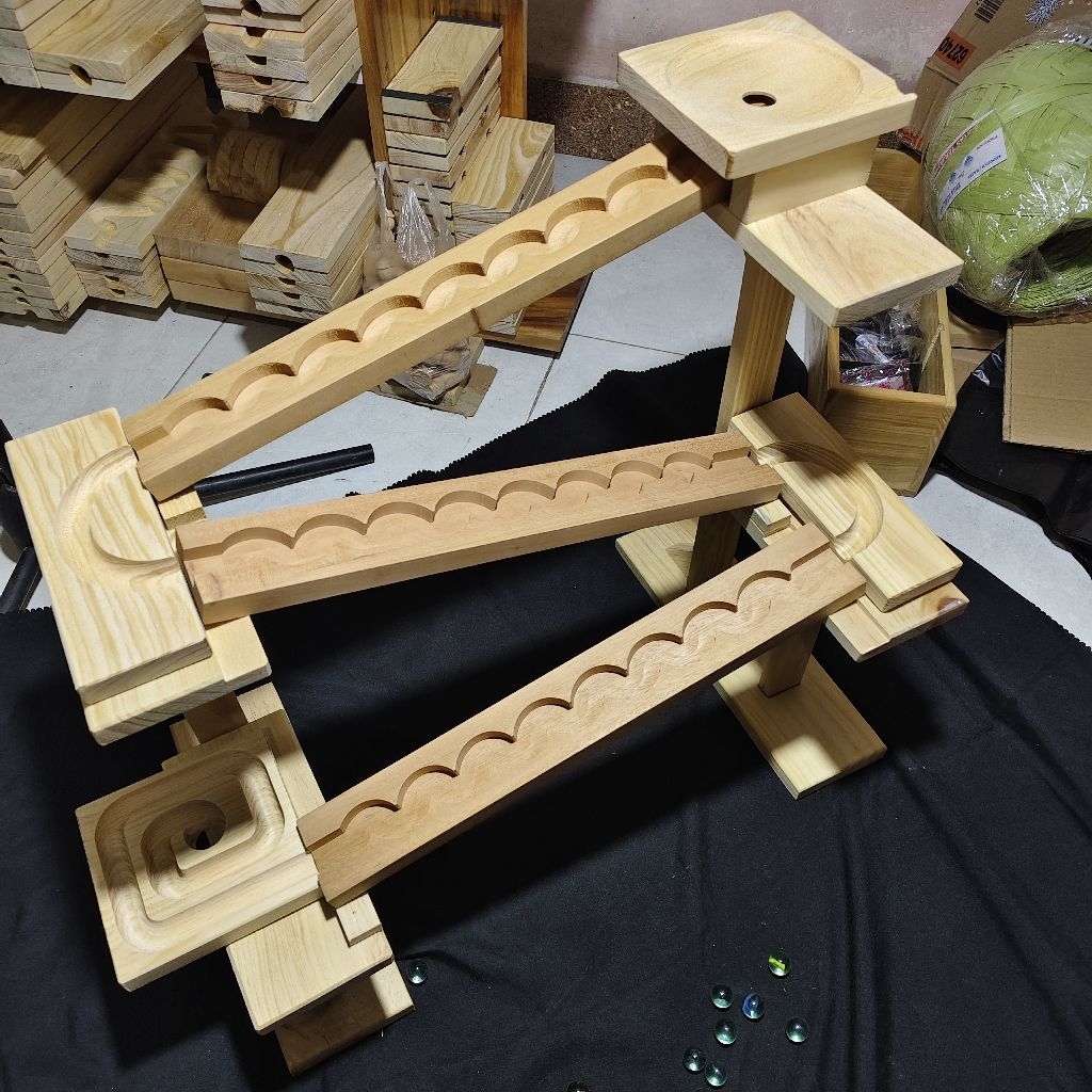 ชุดสไลด์หินอ่อน RIVER / ชุดวิ่งหินอ่อน RIVER