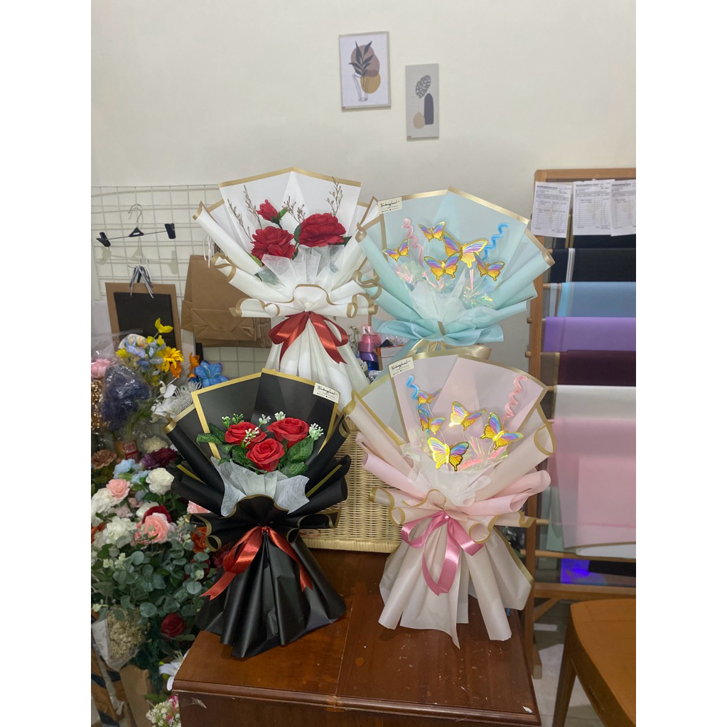 FLOWER BOUQUET / TEACHERS DAY BOUQUET / GRADUATION BOUQUET
