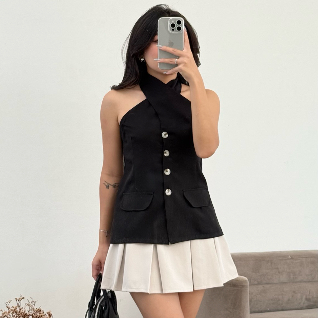 TCCA - HAZEL TOP | คล้องคอ