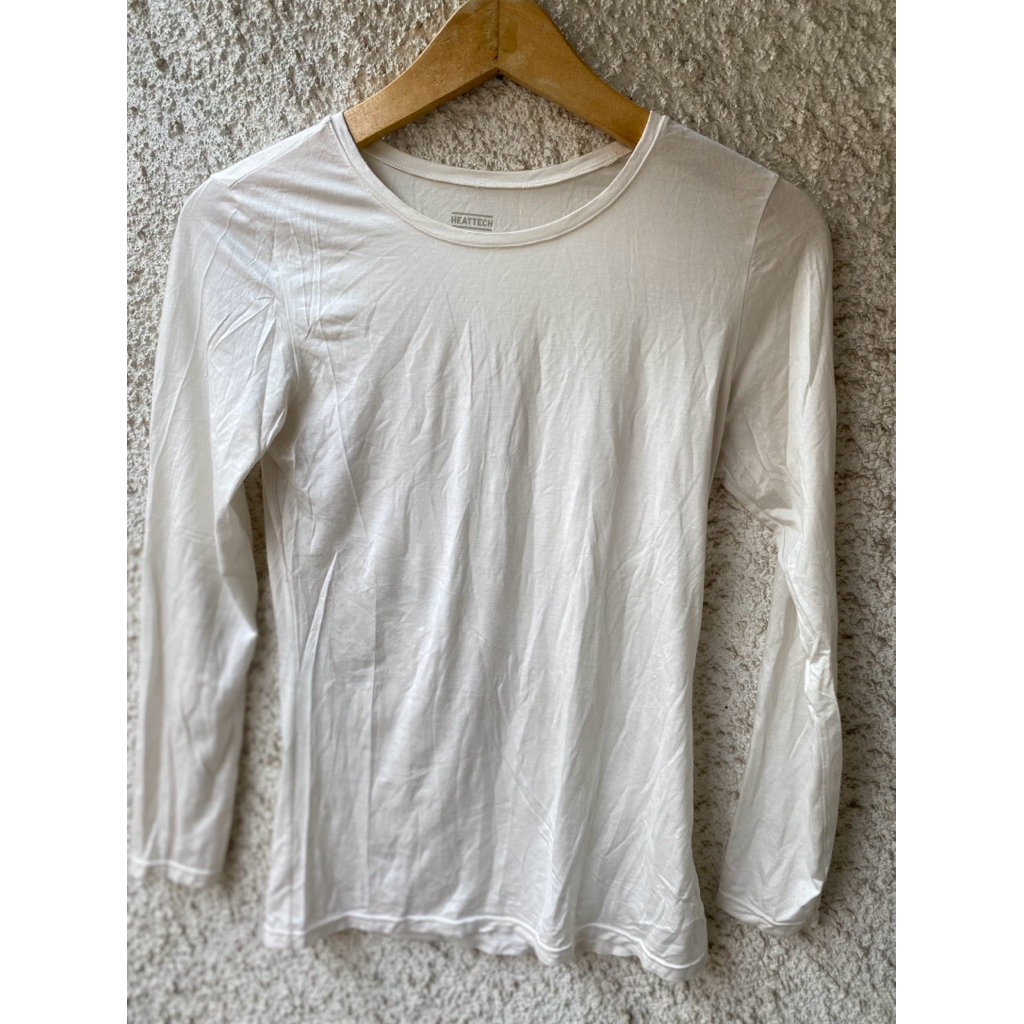 เสื้อยืด UNIQLO HEATECH/ENER