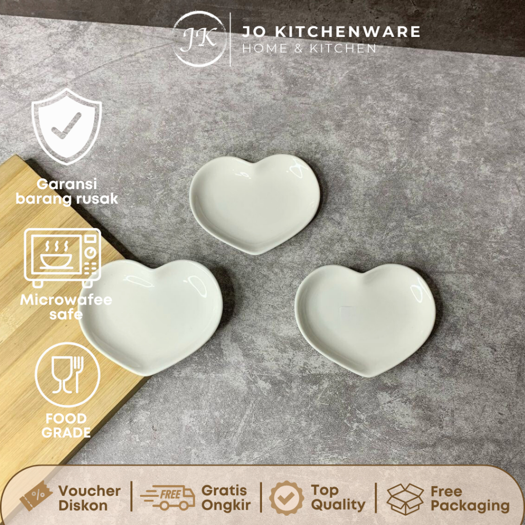 ชุด 3 ชิ้น พรีเมี่ยม ไวท์ จานรองหัวใจเซรามิกธรรมดา / จานรองขนมเฉพาะ เครื่องโรงแรมอเนกประสงค์ 766-16/