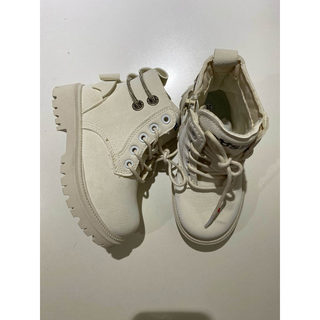 BT008 (GRADE B)*****