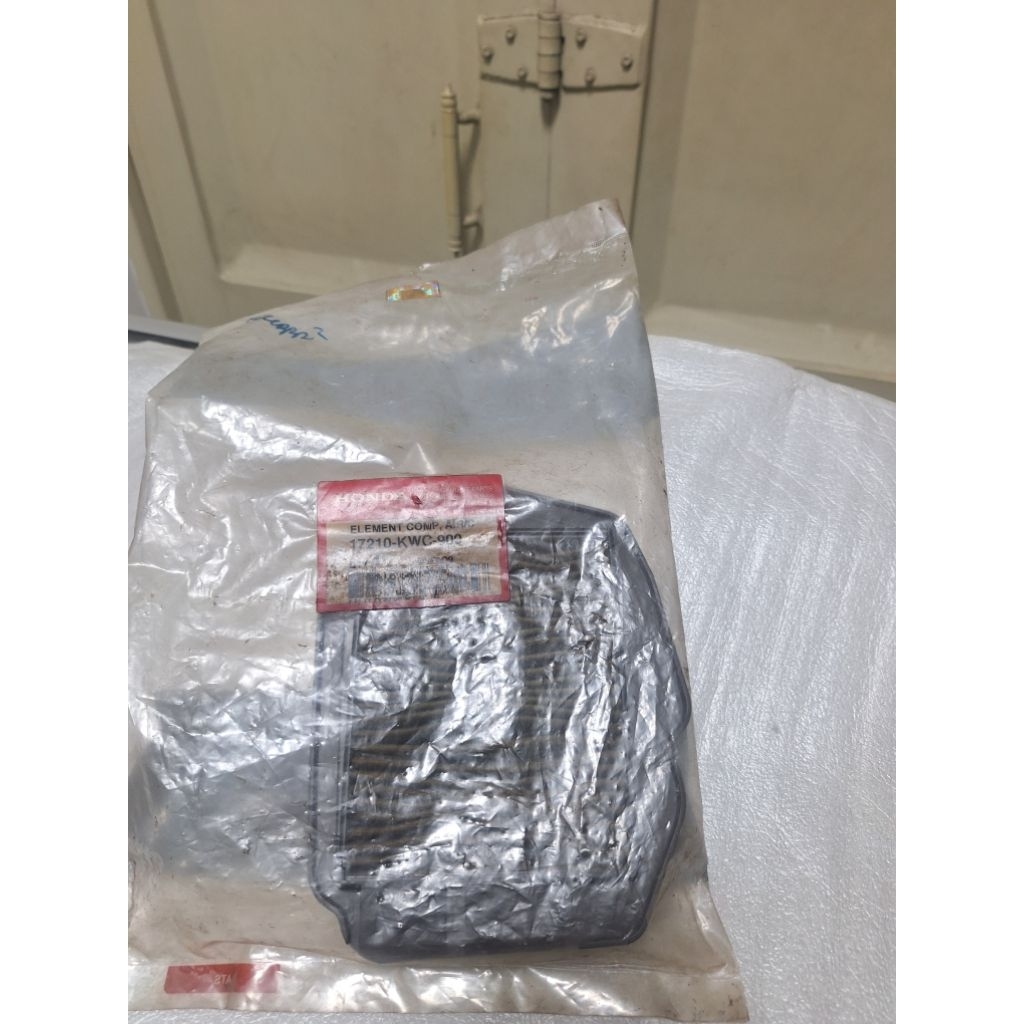 กรองอากาศ honda cs1 CS one original ahm honda 17210-kwc-900