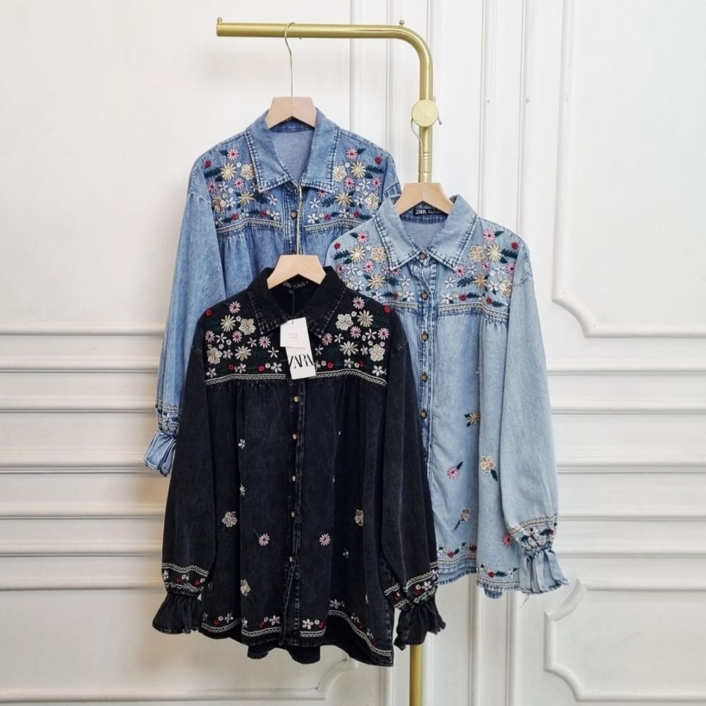 ZARA SOFT JEANS EMBROIDERY