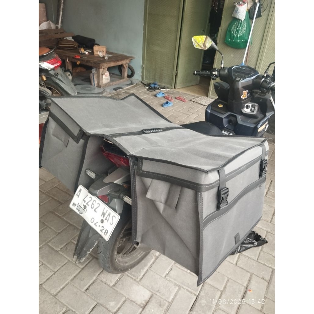 Shopee Express กันน้ํา Small Motorcycle Courier Bag กระเป๋า Obrok กระเป๋าไปรษณีย์ ราคา ถูกที่สุด ดีลบีเคเค แกลเลอรีภาพที่ 5
