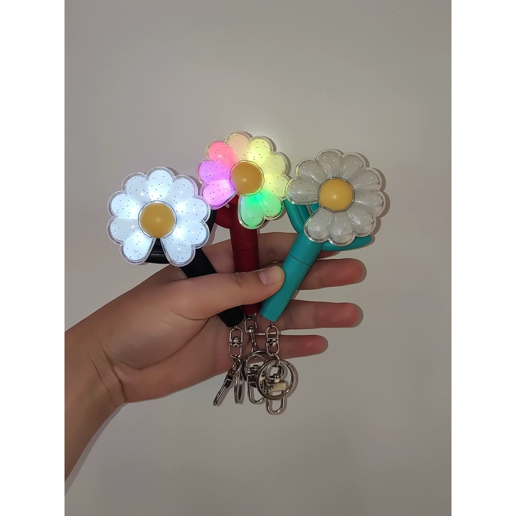 DAY-G DAISY MINI LS GD KEYCHAIN KEYRING LIGHTSTICK G DRAGON CRADLE LIGHT KEYRING FANPLUSONE LED KPOP