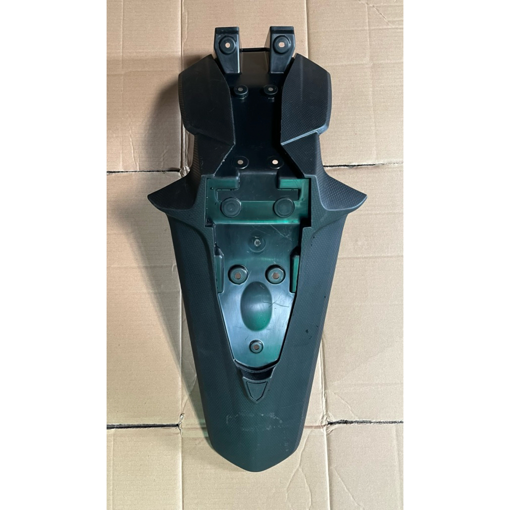 บังโคลนหลัง Suzuki Gsx 150 Sgp บังโคลนหลัง Suzuki Gsx 150 R gsx S Original