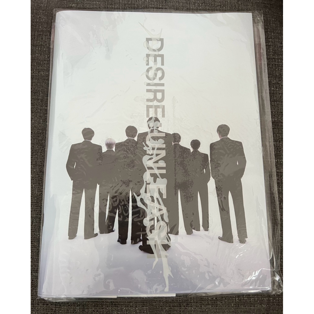 อัลบั้ม ENHYPEN: โฟโต้บุ๊คที่ยังไม่ได้เปิด