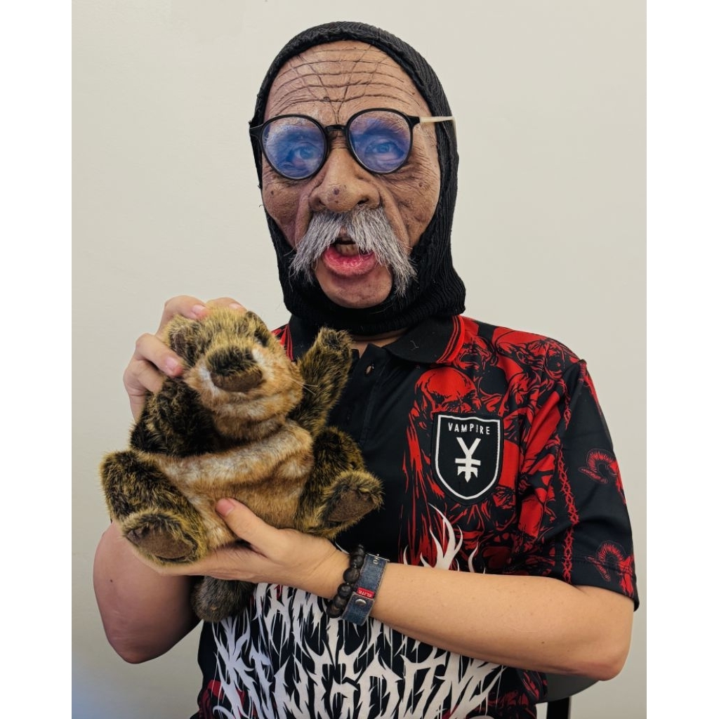 Kong Sanip Anti-Begal Mask Mukbang Edition