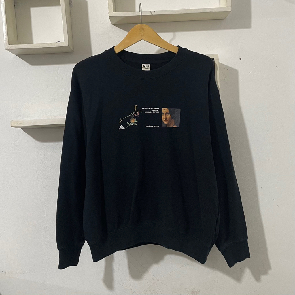 UNIQLO UT LOUVRE Crewneck Original (A55.21)