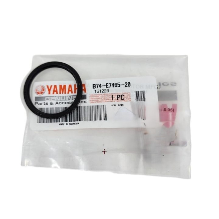 ที่อยู่อาศัยลูกกลิ้งซีลน้ํามัน Xmax 250 X-Max 250 B74-E7465-20 เดิม