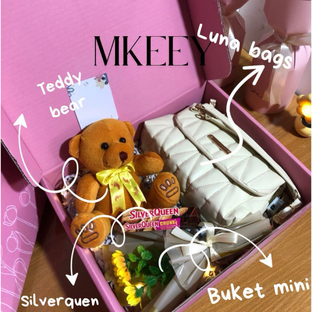 GIFT HAMPERS PACKAGE - LUNA BAG - BIRTHDAY / TEACHERS DAY / GRADUATION GIFT