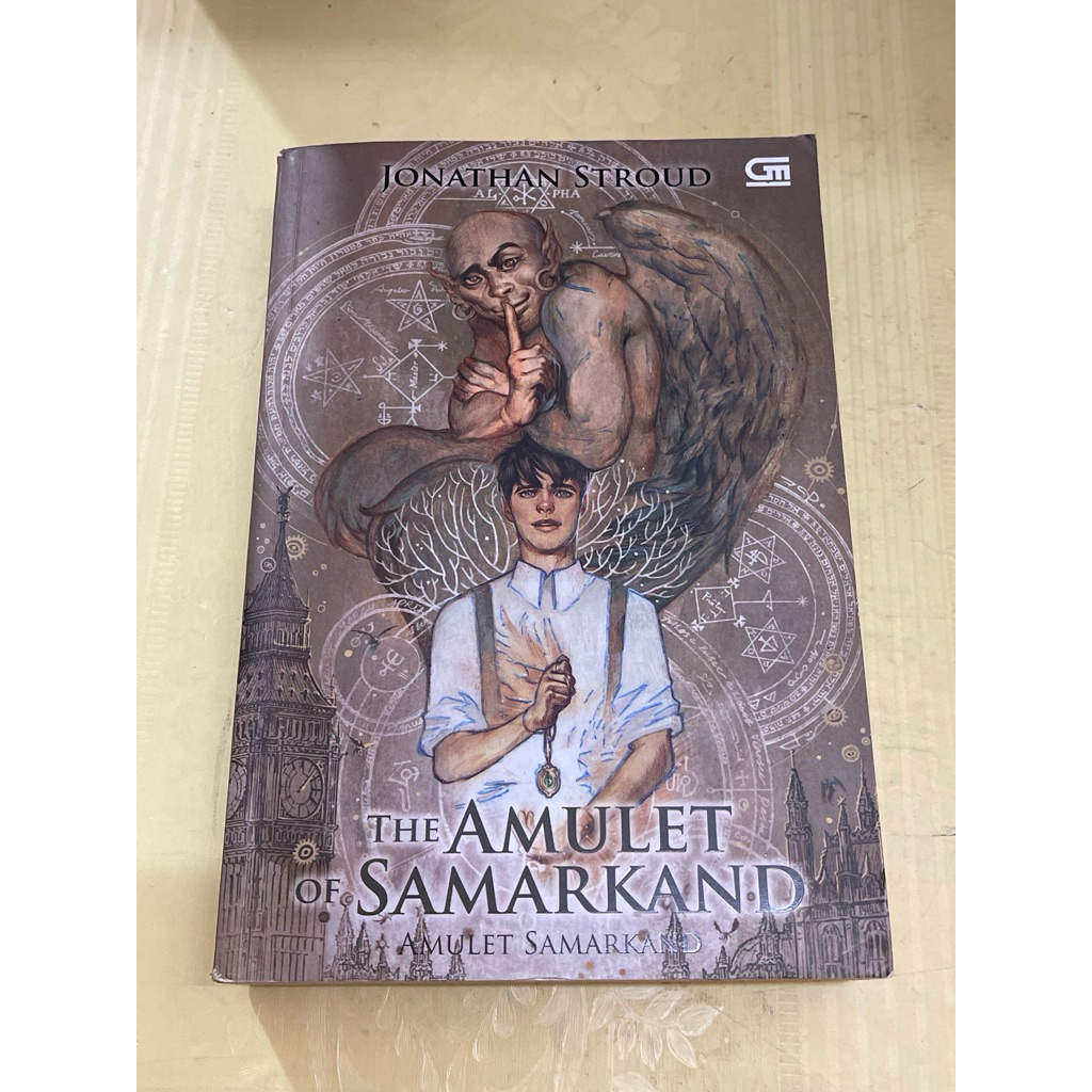 NOVEL THE AMULETT OF SAMARKAND AMULETT SAMARKAND JONATHAN STROUD