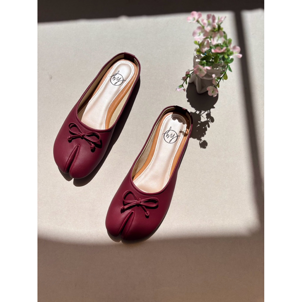 Hy_shoes Hikari Tabi Sandal Mules Burgundy