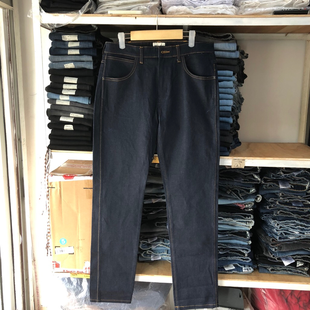 WRGR JEANS 11MWZ 01P22 GRADE C READ DESCRIPTION