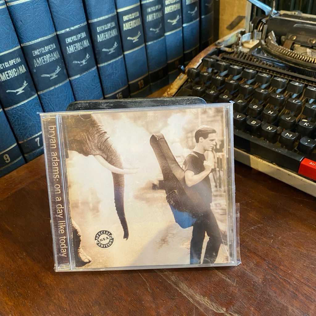 ซีดี BRYAN ADAMS ดั้งเดิม - วันเหมือนสู่วัน